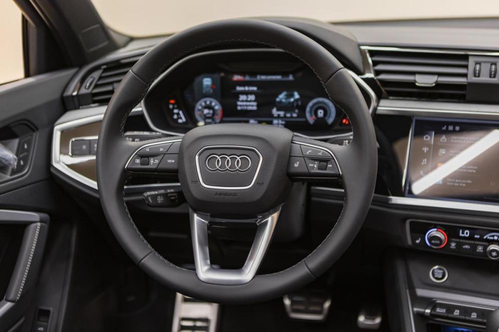 Audi Q3 II (F3) Москва  - изображение 10