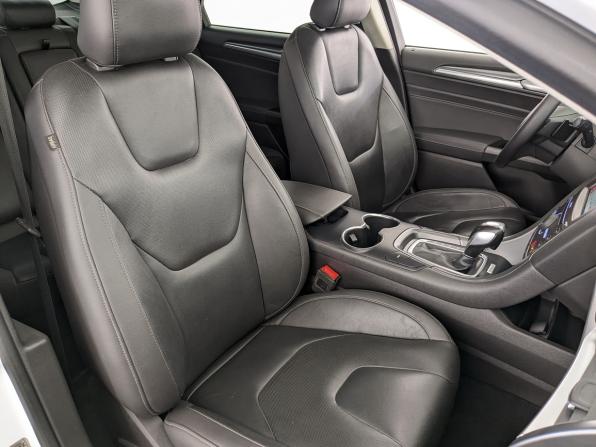 Ford Mondeo V с пробегом 2018 года, цена 1 980 000 рублей, 116815 км, седан, Автокод Объявления