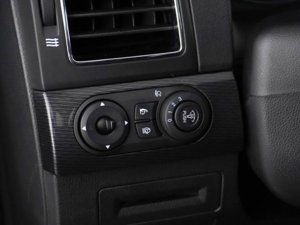 Chevrolet Captiva I Рестайлинг 2 с пробегом 2014 года, цена 1 299 999 рублей, 203851 км, внедорожник, Автокод Объявления
