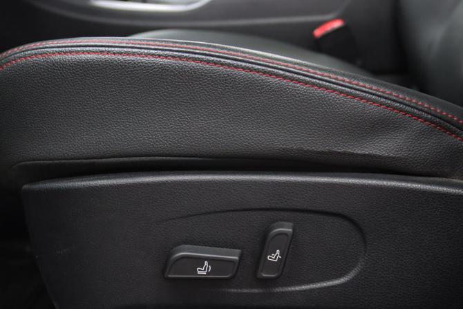 Dongfeng AX7 I с пробегом 2018 года, цена 1 055 550 рублей, 125258 км, внедорожник, Автокод Объявления
