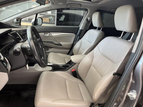 Honda Civic IX Рестайлинг с пробегом 2013 года, цена 1 250 000 рублей, 209000 км, седан, Автокод Объявления