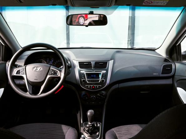 Hyundai Solaris I Рестайлинг с пробегом 2015 года, цена 805 000 рублей, 236762 км, седан, Автокод Объявления