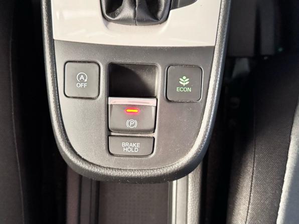 Honda Fit IV с пробегом 2020 года, цена 1 345 000 рублей, 64000 км, хэтчбек, Автокод Объявления