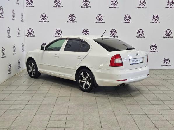 Skoda Octavia II (A5) Рестайлинг с пробегом 2012 года, цена 821 000 рублей, 260000 км, лифтбек, Автокод Объявления