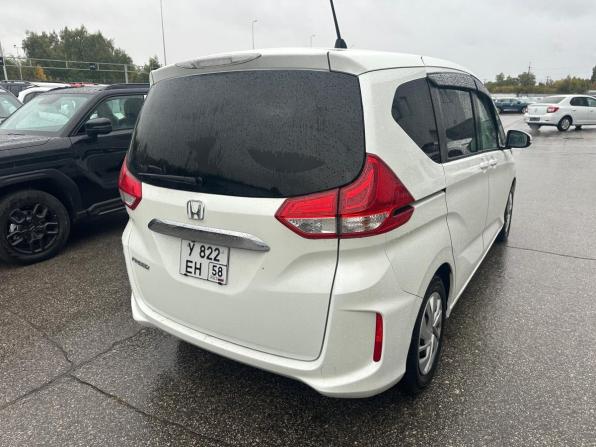 Honda Freed II с пробегом 2017 года, цена 1 496 000 рублей, 40384 км, компактвэн, Автокод Объявления