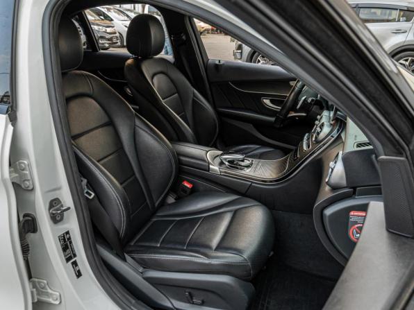 Mercedes-Benz C-Класс IV (W205) Рестайлинг с пробегом 2018 года, цена 2 650 000 рублей, 160488 км, седан, Автокод Объявления