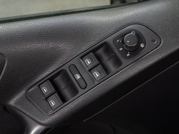 Volkswagen Tiguan I Рестайлинг с пробегом 2012 года, цена 1 379 000 рублей, 258439 км, внедорожник, Автокод Объявления