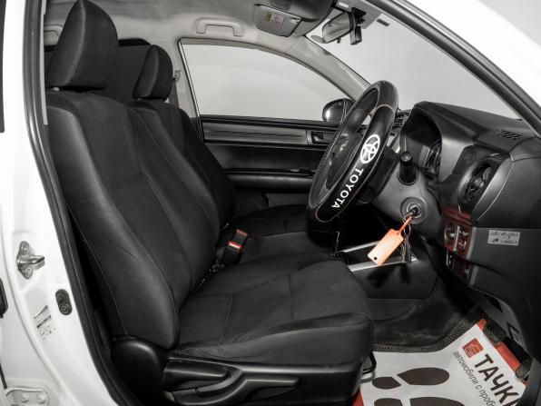 Toyota Corolla XI (E160 E170 E180) Рестайлинг 1 с пробегом 2015 года, цена 1 090 000 рублей, 168316 км, универсал, Автокод Объявления
