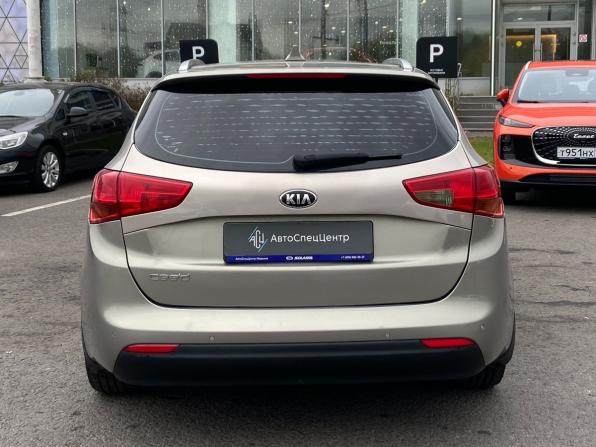 Kia Ceed II Рестайлинг с пробегом 2017 года, цена 1 318 000 рублей, 116000 км, универсал, Автокод Объявления