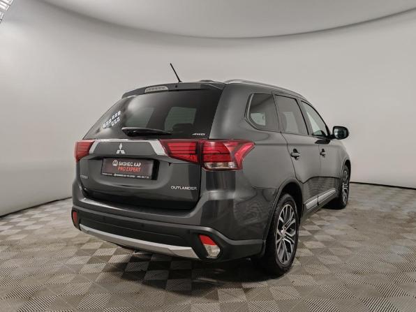 Mitsubishi Outlander III Рестайлинг 2 с пробегом 2016 года, цена 1 625 000 рублей, 207172 км, внедорожник, Автокод Объявления