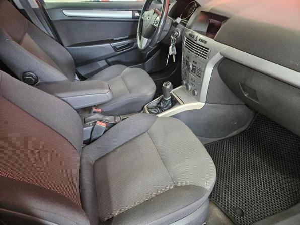 Opel Astra H Рестайлинг с пробегом 2010 года, цена 520 000 рублей, 195131 км, хэтчбек, Автокод Объявления
