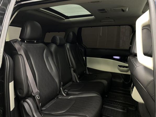 Kia Carnival IV с пробегом 2021 года, цена 4 999 000 рублей, 59041 км, минивэн, Автокод Объявления