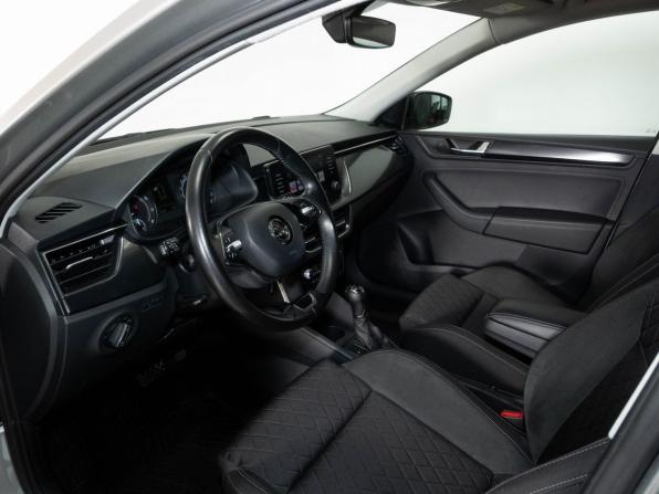 Skoda Rapid II с пробегом 2021 года, цена 1 447 000 рублей, 143000 км, лифтбек, Автокод Объявления