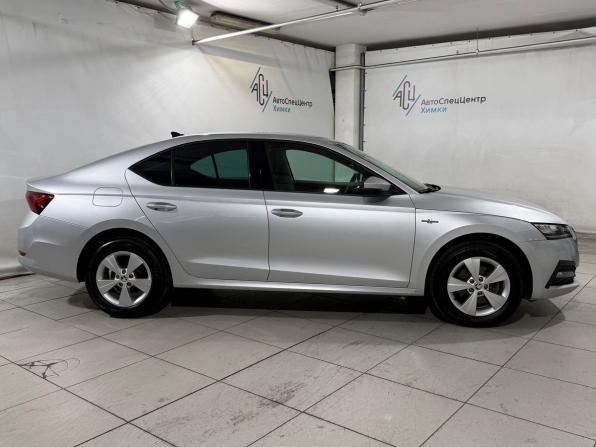Skoda Octavia IV (A8) с пробегом 2021 года, цена 2 069 800 рублей, 81000 км, лифтбек, Автокод Объявления