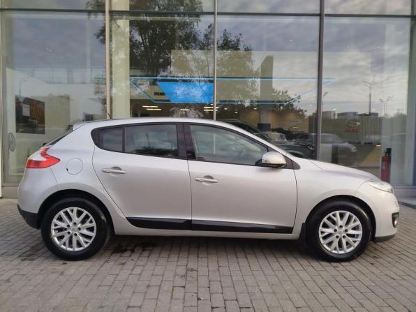 Renault Megane III Рестайлинг с пробегом 2012 года, цена 795 000 рублей, 124440 км, хэтчбек, Автокод Объявления