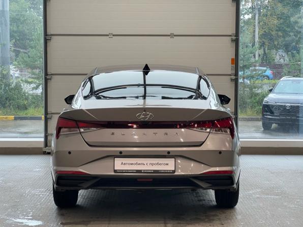 Hyundai Elantra VII (CN7) с пробегом 2021 года, цена 1 640 000 рублей, 133333 км, седан, Автокод Объявления