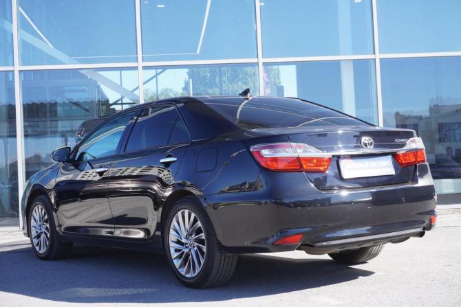 Toyota Camry VII (XV50) Рестайлинг 2 с пробегом 2017 года, цена 1 995 000 рублей, 168876 км, седан, Автокод Объявления