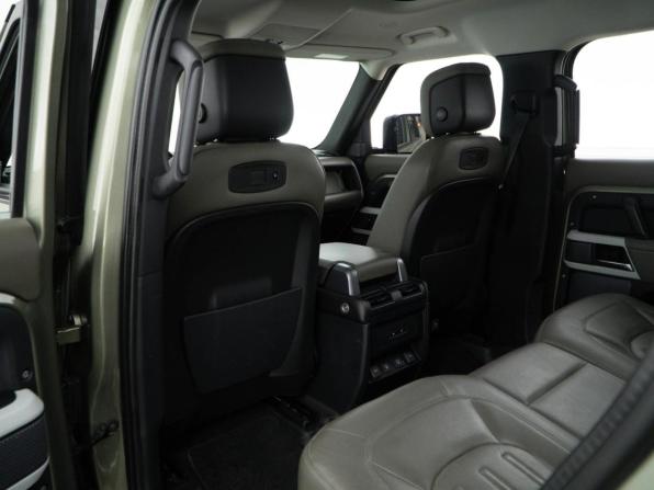 Land Rover Defender II с пробегом 2020 года, цена 4 898 055 рублей, 78714 км, внедорожник, Автокод Объявления