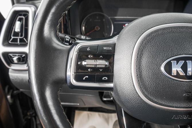 Kia Sorento IV с пробегом 2021 года, цена 3 999 000 рублей, 58000 км, внедорожник, Автокод Объявления