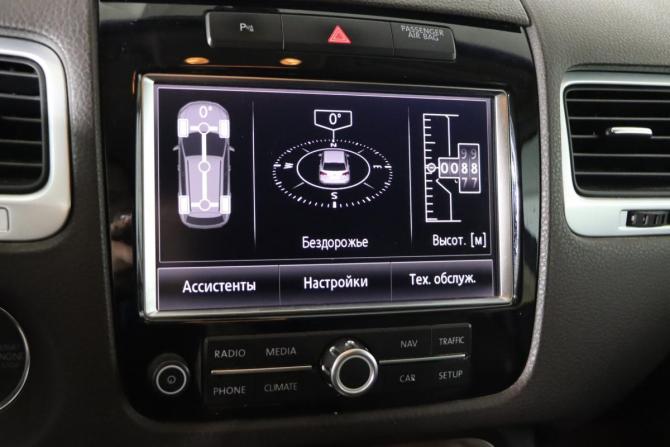 Volkswagen Touareg II с пробегом 2013 года, цена 1 999 990 рублей, 225841 км, внедорожник, Автокод Объявления
