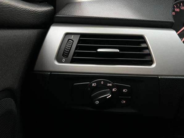BMW 3 серии V (E90/E91/E92/E93) с пробегом 2006 года, цена 899 000 рублей, 180498 км, седан, Автокод Объявления