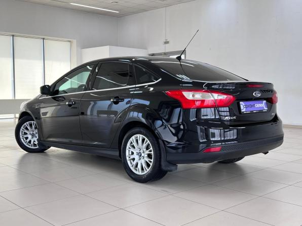 Ford Focus III с пробегом 2013 года, цена 820 000 рублей, 176742 км, седан, Автокод Объявления
