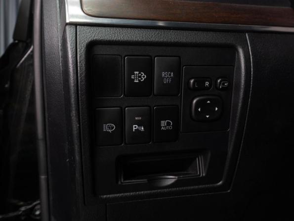 Toyota Land Cruiser 200 Series Рестайлинг 2 с пробегом 2016 года, цена 5 399 000 рублей, 169554 км, внедорожник, Автокод Объявления