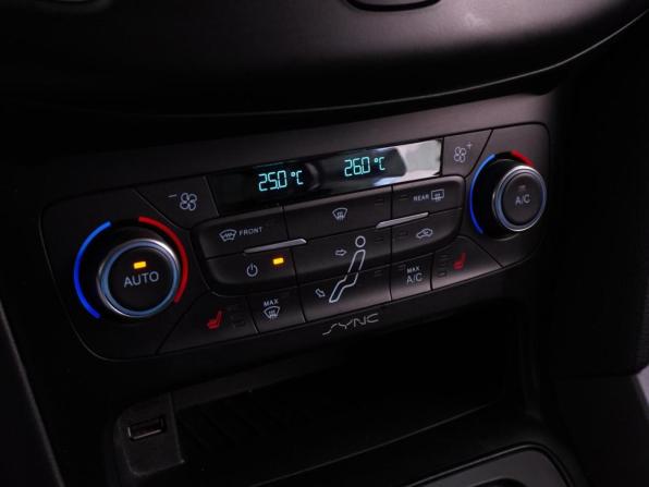 Ford Focus III Рестайлинг с пробегом 2017 года, цена 1 159 000 рублей, 117969 км, седан, Автокод Объявления