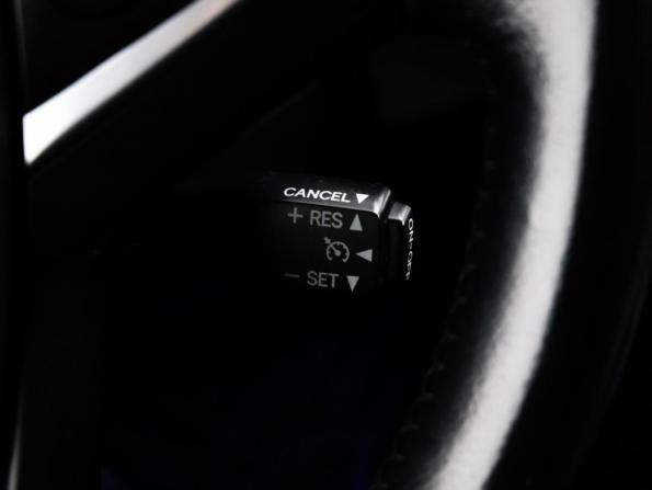 Toyota Camry VII (XV50) Рестайлинг с пробегом 2016 года, цена 2 420 020 рублей, 109636 км, седан, Автокод Объявления