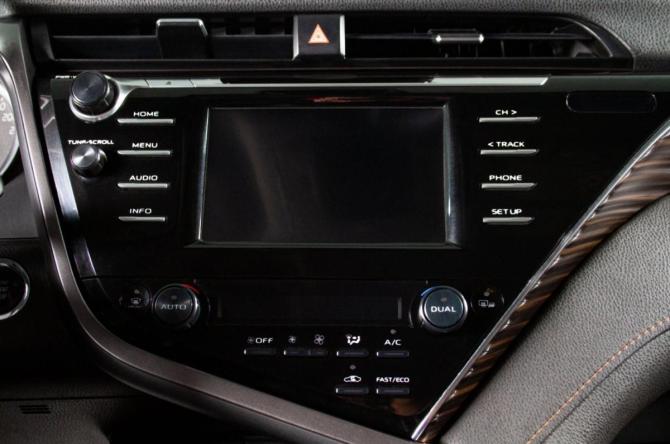 Toyota Camry VIII (XV70) с пробегом 2019 года, цена 2 329 000 рублей, 224000 км, седан, Автокод Объявления
