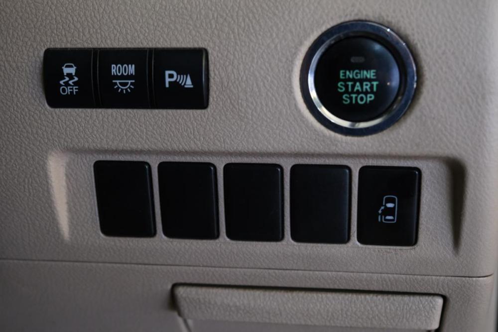 Toyota Alphard I Омск  - изображение 10