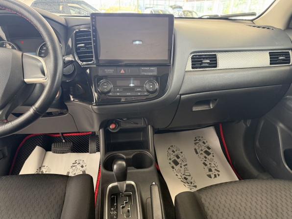 Mitsubishi Outlander III с пробегом 2012 года, цена 975 000 рублей, 252766 км, внедорожник, Автокод Объявления