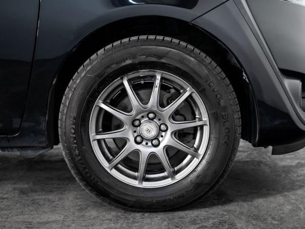 Toyota Sienta I Рестайлинг 2 с пробегом 2015 года, цена 1 250 000 рублей, 157156 км, компактвэн, Автокод Объявления