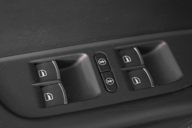 Volkswagen Touareg II Рестайлинг с пробегом 2017 года, цена 3 999 000 рублей, 92000 км, внедорожник, Автокод Объявления