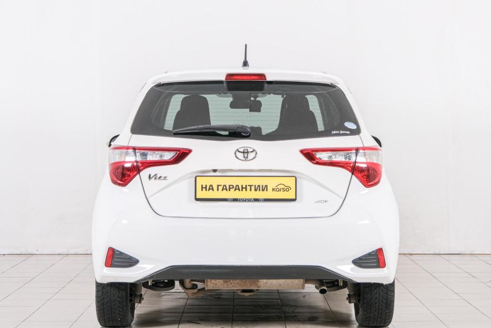 Toyota Vitz III (XP130) Рестайлинг 2 Красноярск  - изображение 6