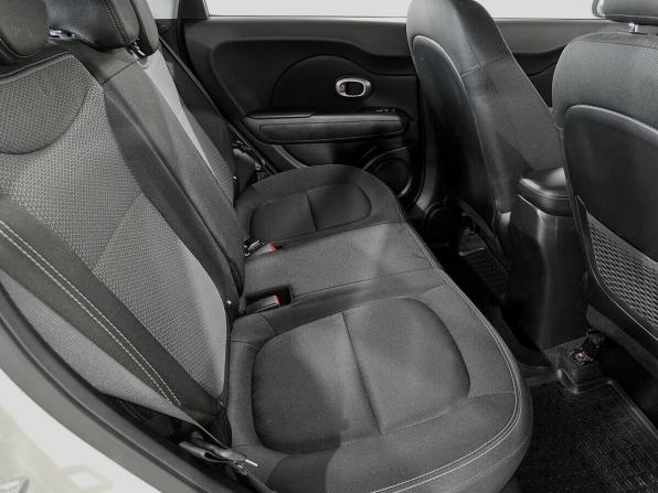 Kia Soul II Рестайлинг с пробегом 2018 года, цена 1 440 000 рублей, 117301 км, хэтчбек, Автокод Объявления