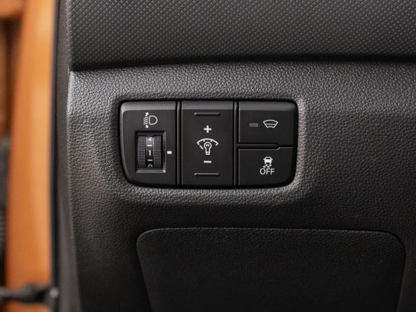 Hyundai Creta I с пробегом 2017 года, цена 1 835 000 рублей, 174358 км, внедорожник, Автокод Объявления