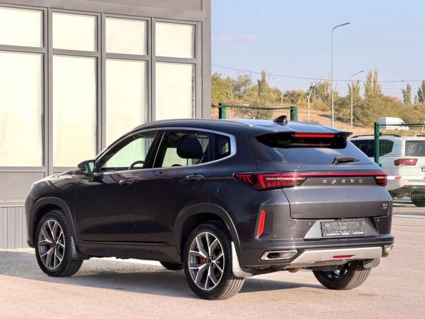 Exeed LX I Рестайлинг с пробегом 2022 года, цена 2 200 000 рублей, 33000 км, внедорожник, Автокод Объявления