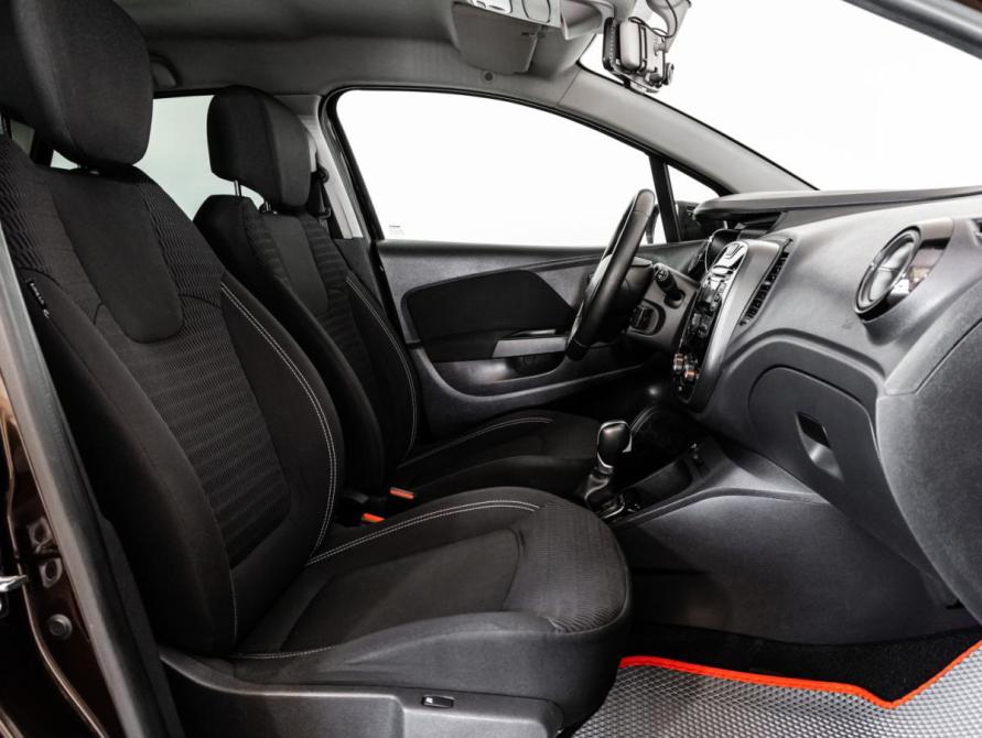 Renault Kaptur I Санкт-Петербург  - изображение 19