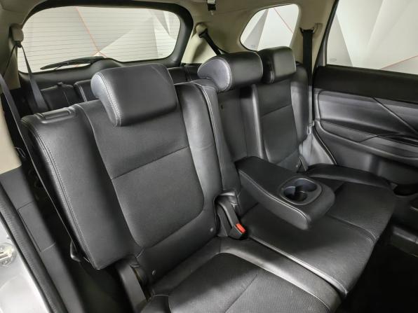 Mitsubishi Outlander III Рестайлинг 2 с пробегом 2016 года, цена 1 839 000 рублей, 152783 км, внедорожник, Автокод Объявления