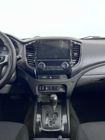 Mitsubishi L200 V с пробегом 2017 года, цена 2 050 000 рублей, 227145 км, пикап, Автокод Объявления