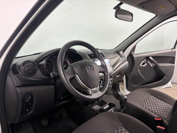 Lada (ВАЗ) Granta I Рестайлинг с пробегом 2023 года, цена 880 000 рублей, 42084 км, седан, Автокод Объявления
