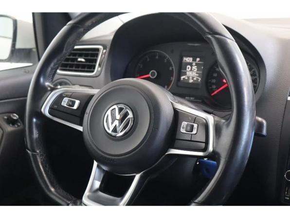Volkswagen Polo V Рестайлинг с пробегом 2018 года, цена 1 250 000 рублей, 93469 км, седан, Автокод Объявления