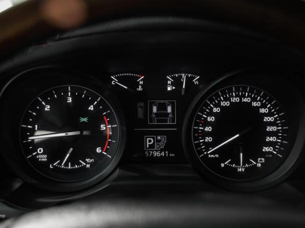 Toyota Land Cruiser 200 Series Рестайлинг 1 с пробегом 2014 года, цена 2 749 000 рублей, 579639 км, внедорожник, Автокод Объявления