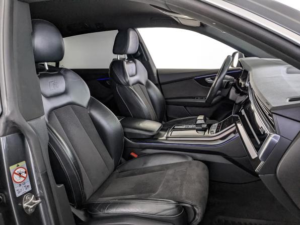 Audi Q8 I (4M) с пробегом 2019 года, цена 5 230 000 рублей, 188075 км, внедорожник, Автокод Объявления