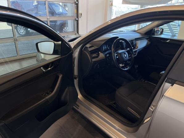 Skoda Rapid II с пробегом 2021 года, цена 1 380 000 рублей, 95836 км, лифтбек, Автокод Объявления