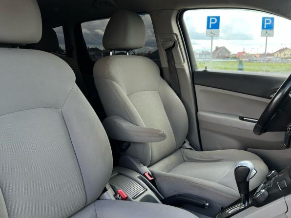 Chevrolet Orlando I с пробегом 2011 года, цена 869 000 рублей, 220000 км, компактвэн, Автокод Объявления
