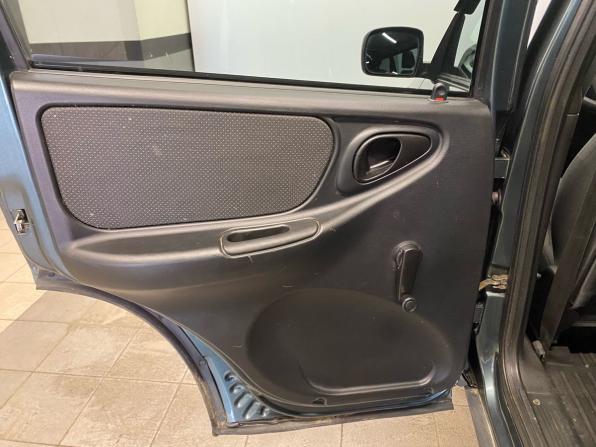 Chevrolet Niva I Рестайлинг с пробегом 2017 года, цена 599 000 рублей, 140000 км, внедорожник, Автокод Объявления