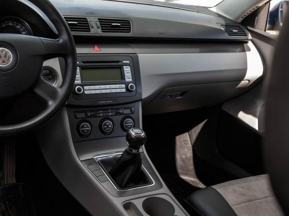 Volkswagen Passat B6 с пробегом 2006 года, цена 449 000 рублей, 294649 км, седан, Автокод Объявления