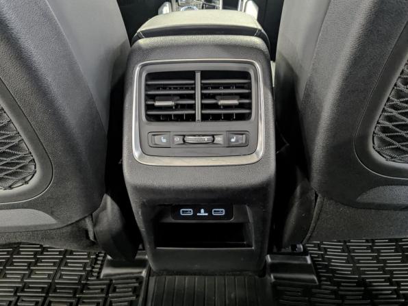 Geely Atlas Pro с пробегом 2022 года, цена 1 950 000 рублей, 59460 км, внедорожник, Автокод Объявления